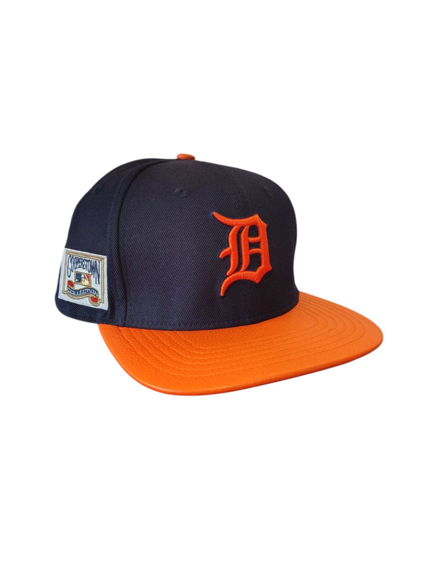Pro Tigers Old English D COOPERSTOWN Strapback NAVY/ORG