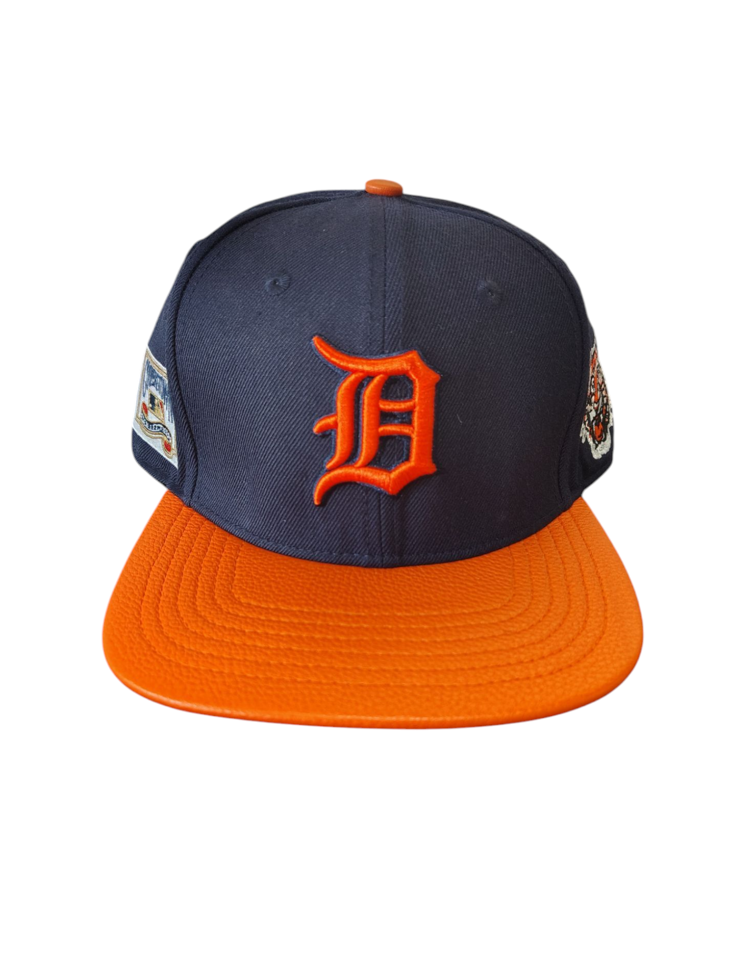 Pro Tigers Old English D COOPERSTOWN Strapback NAVY/ORG