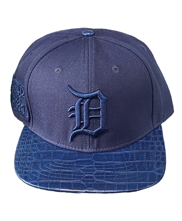 Pro Tigers Gator Strapback Navy