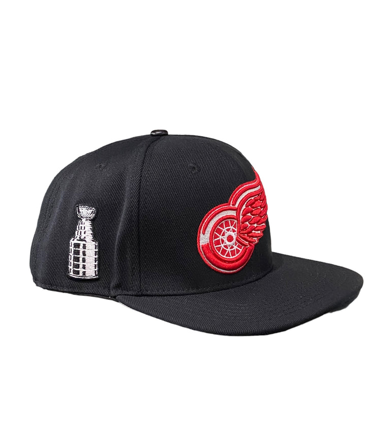 Pro Red Wings Embroidered Snapback Black