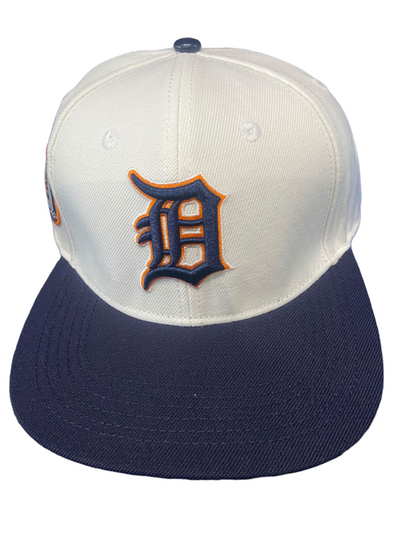 Pro Tigers Classic Logo Snapback Hat