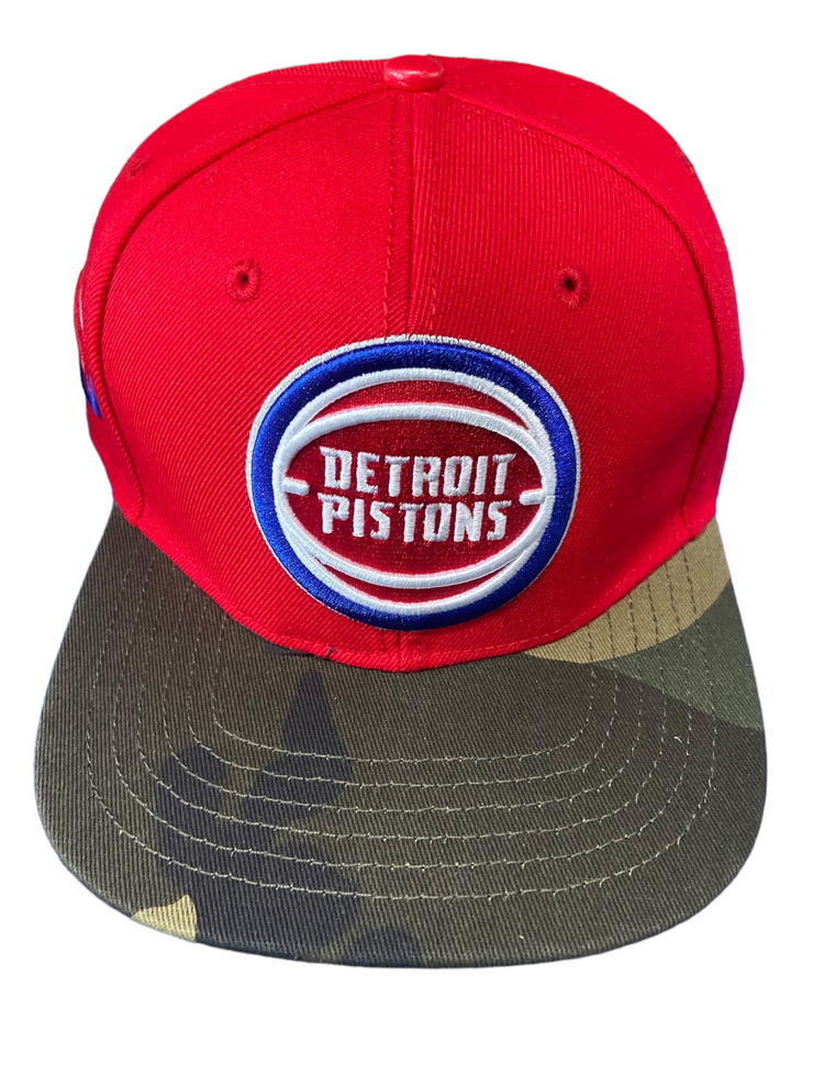 Pro Pistons Camo Snapback Red